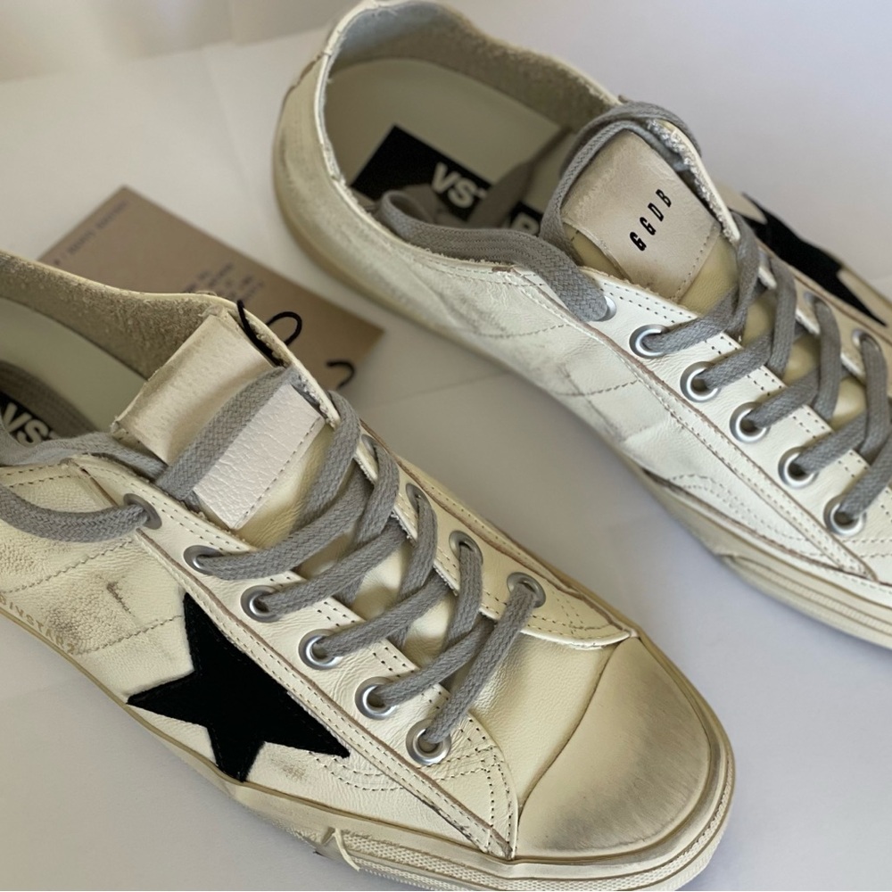 Golden Goose Distressed Sneakers with Black Star (V-Star 2) - Picture 5 of 8